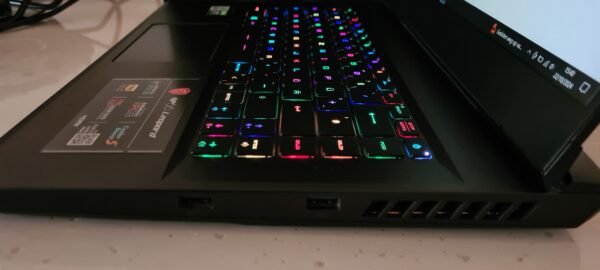 MSI GP66 Leopard/ i7 10th / RTX 3070