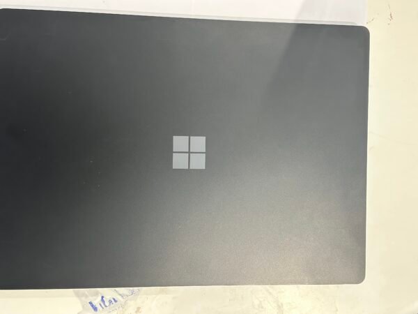Microsoft Surface laptop 4