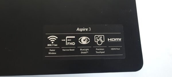 Acer Aspire 3 laptop i5 10th gen 8 GB Ram 256 GB SSD