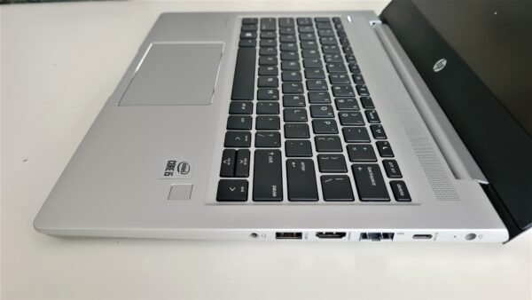 HP ProBook 430 G7 / i5 10th gen / 8gb RAM / 256gb SSD