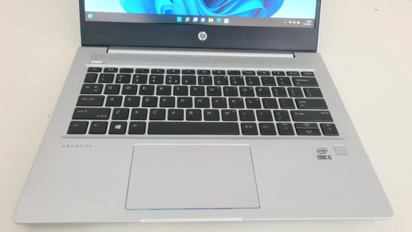 HP ProBook 430 G7 / i5 10th gen / 8gb RAM / 256gb SSD