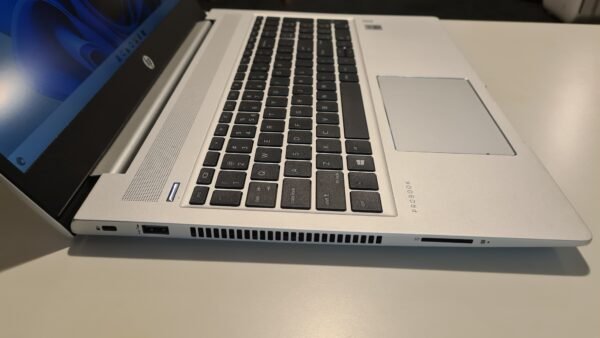 HP ProBook 450 G7- i5 10h gen 8gb Ram – 256 SSD