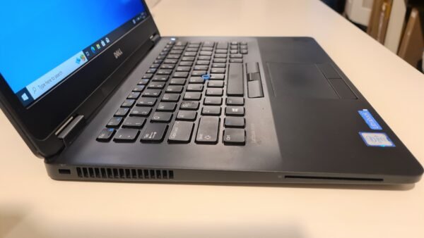 Dell latitude 7470 laptop i5 6th gen, 8gb ram, 256gb SSD