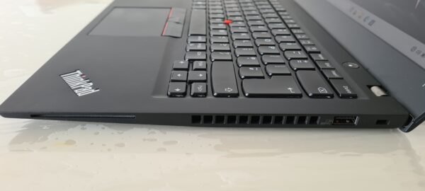 Lenovo ThinkPad T14s – i7 10th gen – 16gb – 512gb SSD