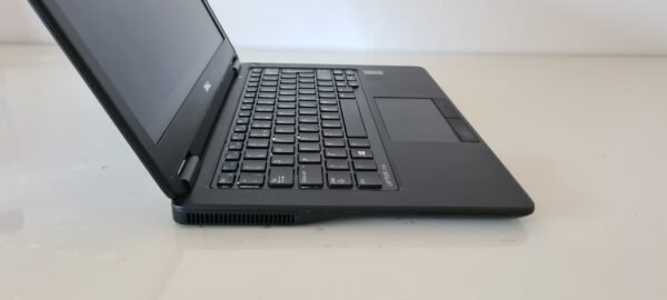Dell latitude 7250 laptop i5 5th gen, 8gb ram, 128 GB SSD